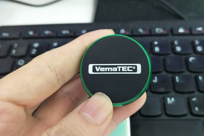 Araç İçin Mıknatıslı Telefon Tutucu