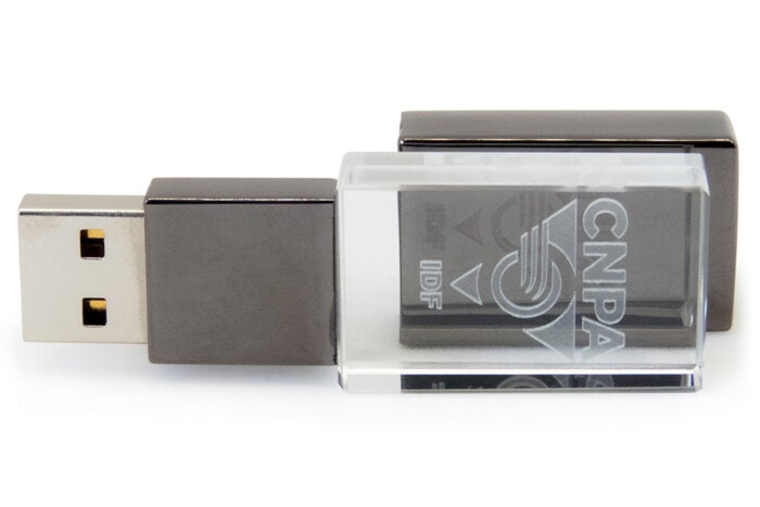 Kristal Usb Bellek