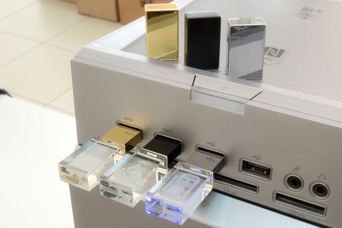 Kristal Usb Bellek